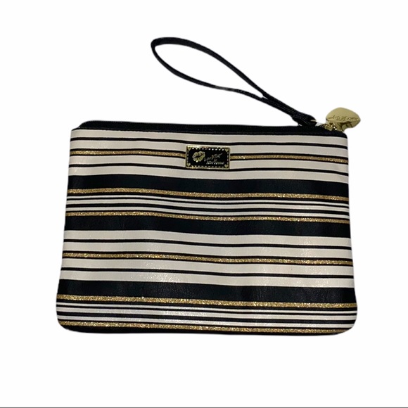Luv Betsy by Betsey Johnson Wristlet - Picture 4 of 5